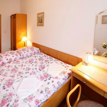 Apartman Moravska Karlovy Vary Ngoại thất bức ảnh